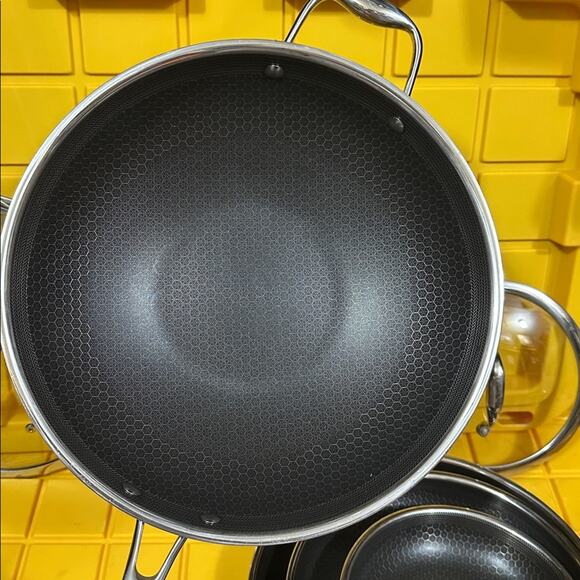 HEXCLAD 7 Piece Nonstick Stainless Steel Frying Pan Set 8 10 12" Lids Wok M $600 - Picture 3 of 10